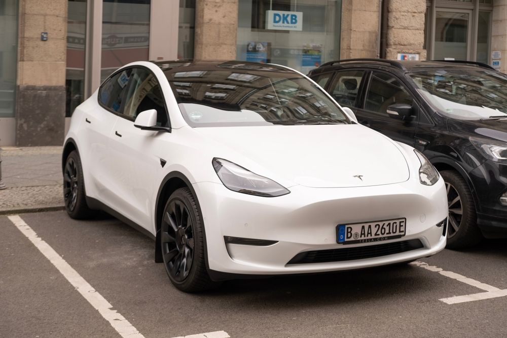 Discounts Available on Tesla Model Y Due to Excess Inventory