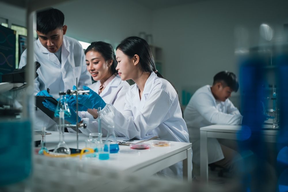 Exploring Medical Laboratory Assistant Courses