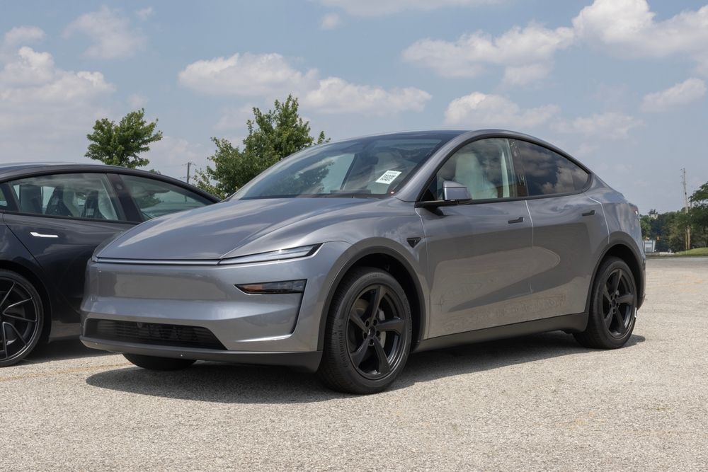 2027 Tesla Model Y: Redefining Electric Versatility and Innovation